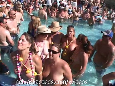 LB reccomend naked pool party west florida