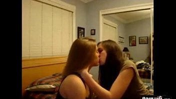 Ratman reccomend girls kissing cam