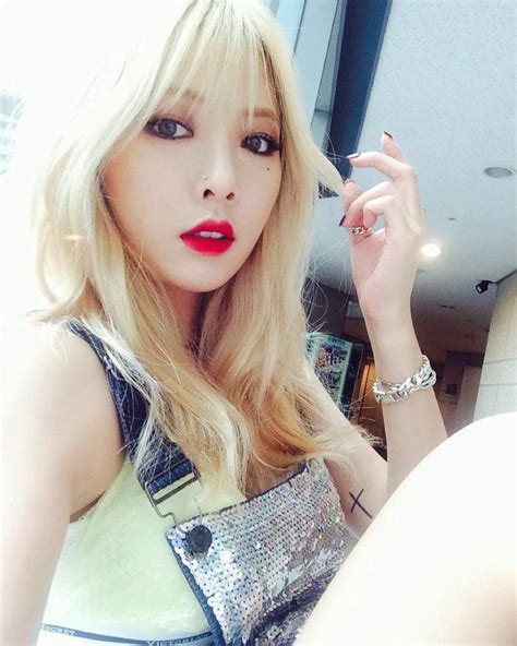 Butterfly reccomend beauty hyuna roll deep kpop