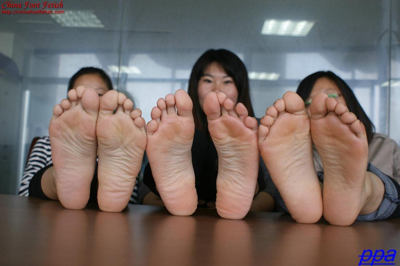 Japanese girl feet tickle