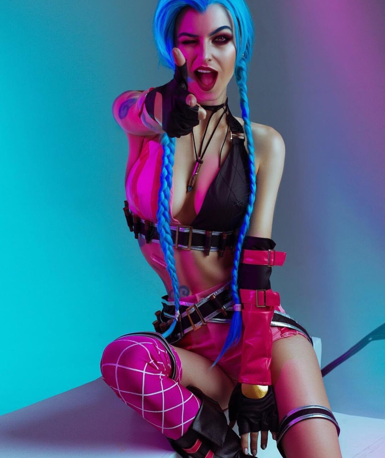 Lunar recommend best of alessa savage cosplays jinx from league