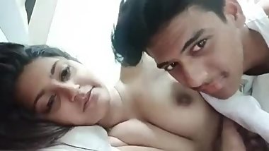 Bhojpuri song ritika pandey boobs pressed