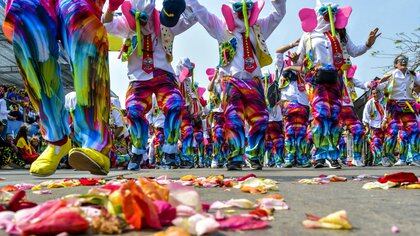 Saint reccomend bando carnavales lectura