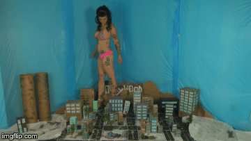 Froggy reccomend giantess stomps grinds city nandeyanengts