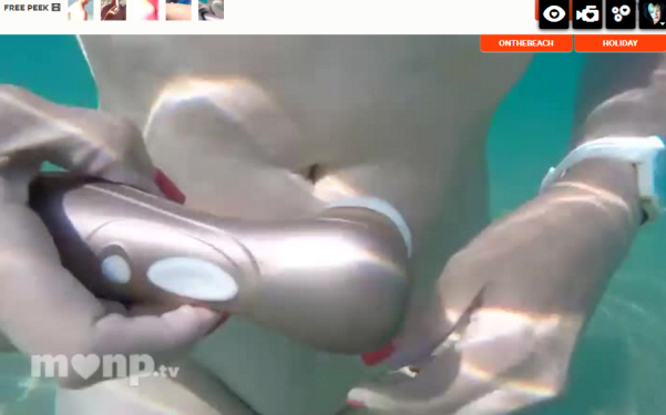 Pussy pulsating orgasm with satisfyer penguin